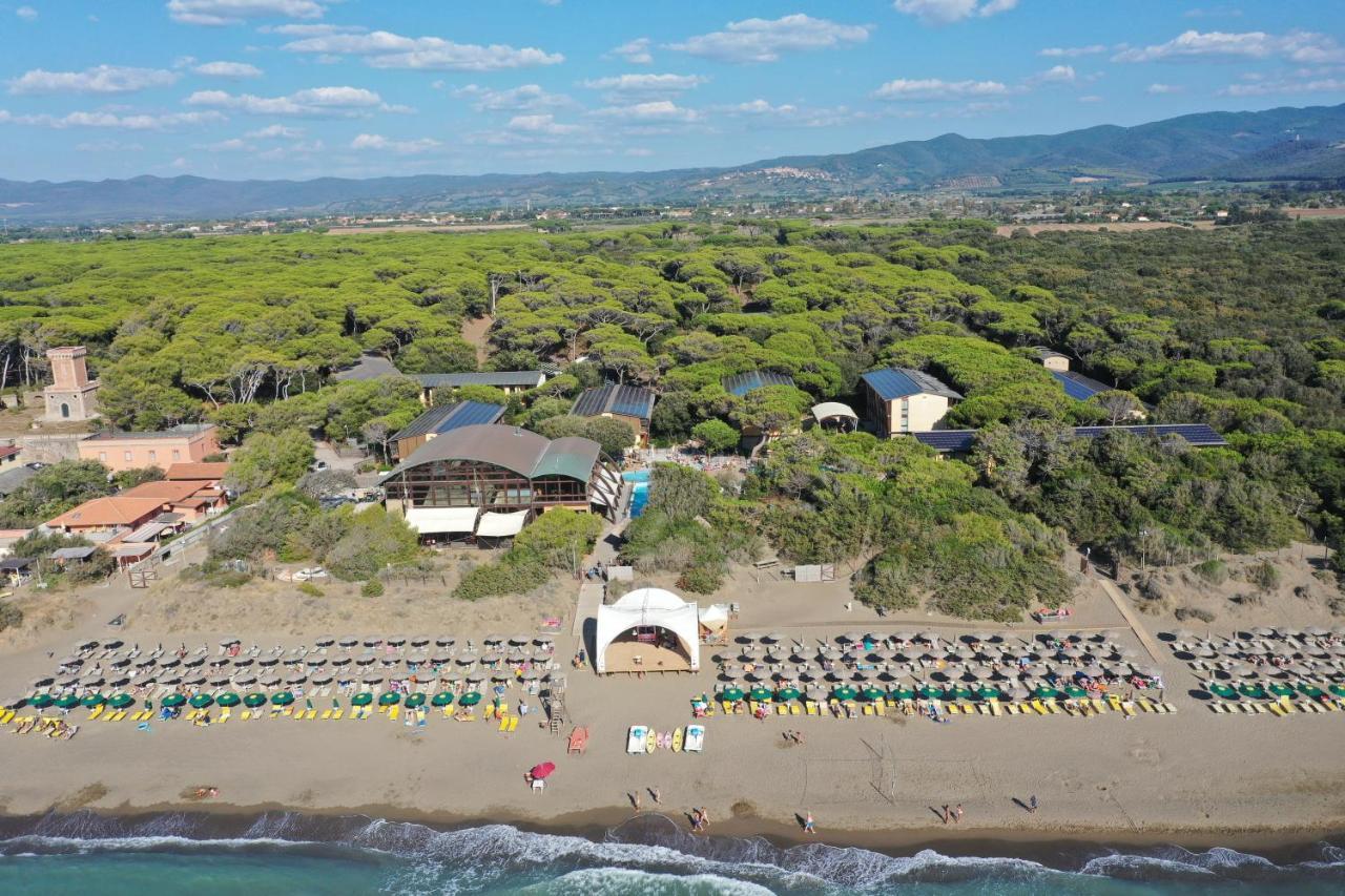 Canado Club Family Village Marina di Castagneto Carducci Ngoại thất bức ảnh